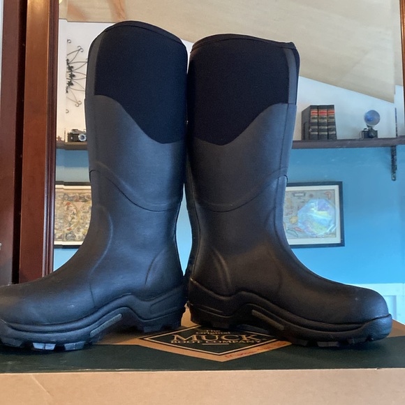 Muck Boots - Picture 4 of 8